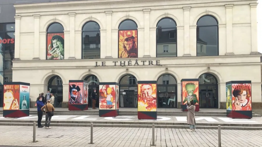 Exposition Outdoors Théâtre Laval_11 03 21_AVC